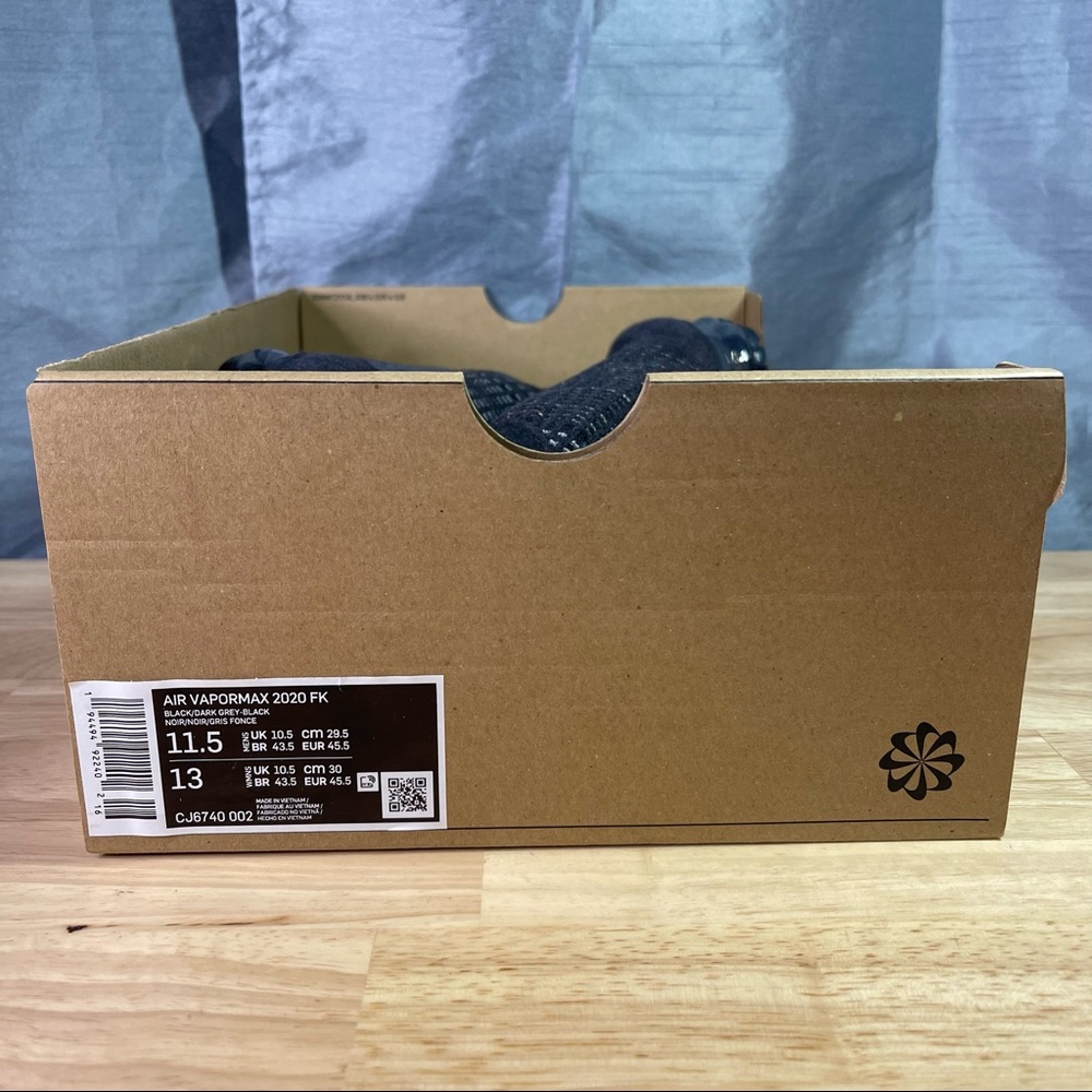 NEW Nike Air Vapormax 2020 Flyknit CJ6740-002 Size 11.5 - Picture 7 of 7